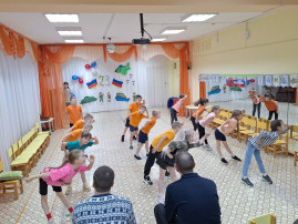 Праздник для защитников Праздник для защитников.